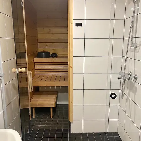 Ferienhaus Pikkuporo F